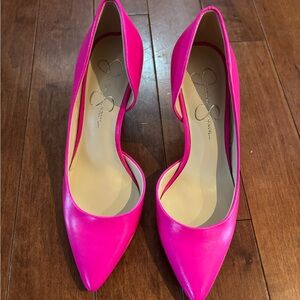 Jessica Simpson Neon Pink Pointed Pumps
